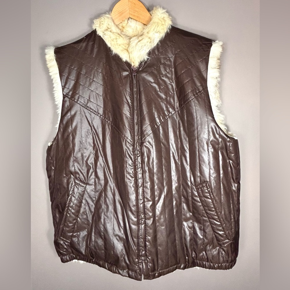 REVERSIBLE Rabbit Fur Lined Vest - Picture 2 of 16